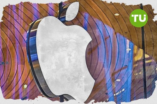 Steady price for Apple stock as $295.00 support comes into focus