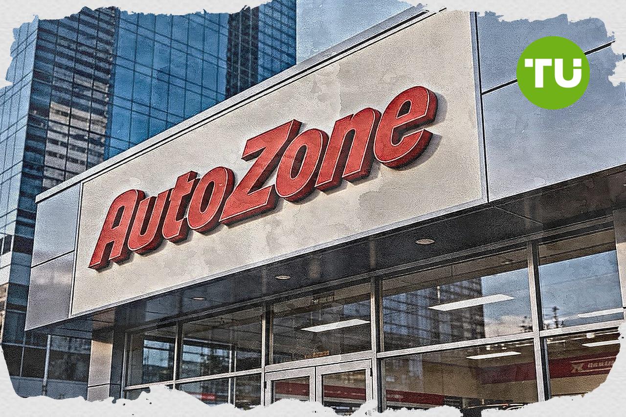 AutoZone shares dip amid rising selling pressure