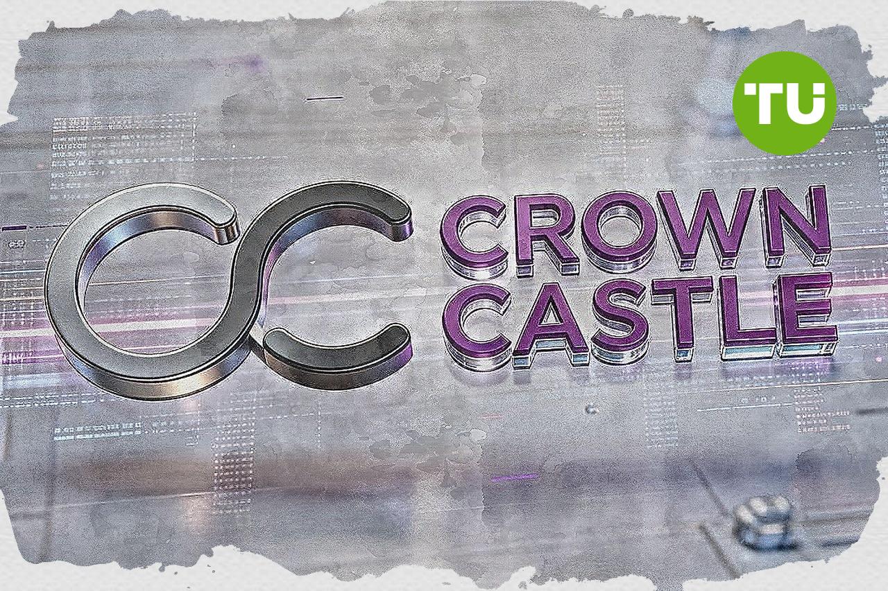 Crown Castle stock trades down as oversold conditions limit further declines