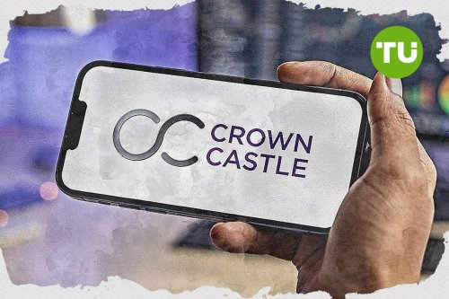 Crown Castle stock advances with strong buying activity suggesting near-term momentum