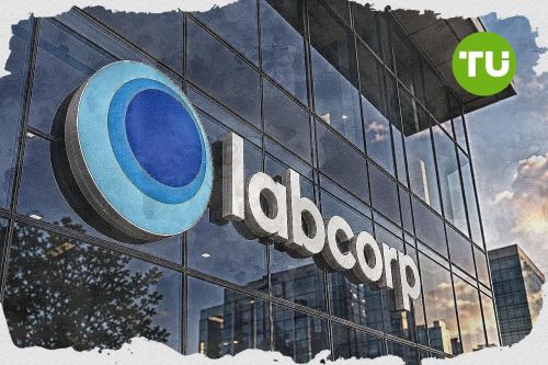 Labcorp stock consolidates as price nears $267.23 resistance
