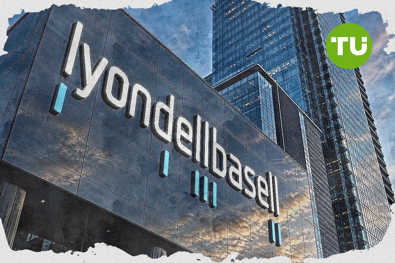 LyondellBasell stock holds steady amid reported $745 million net loss for 2025