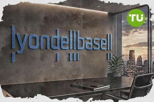 What's behind LyondellBasell's latest 2.9% stock surge?