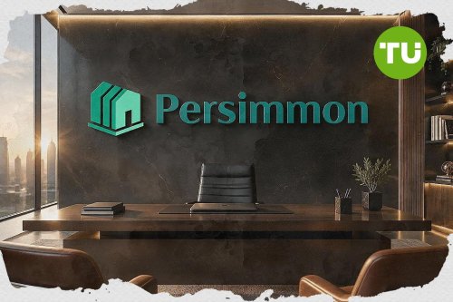 Will Persimmon stock avoid a deeper pullback amid weak momentum signals?