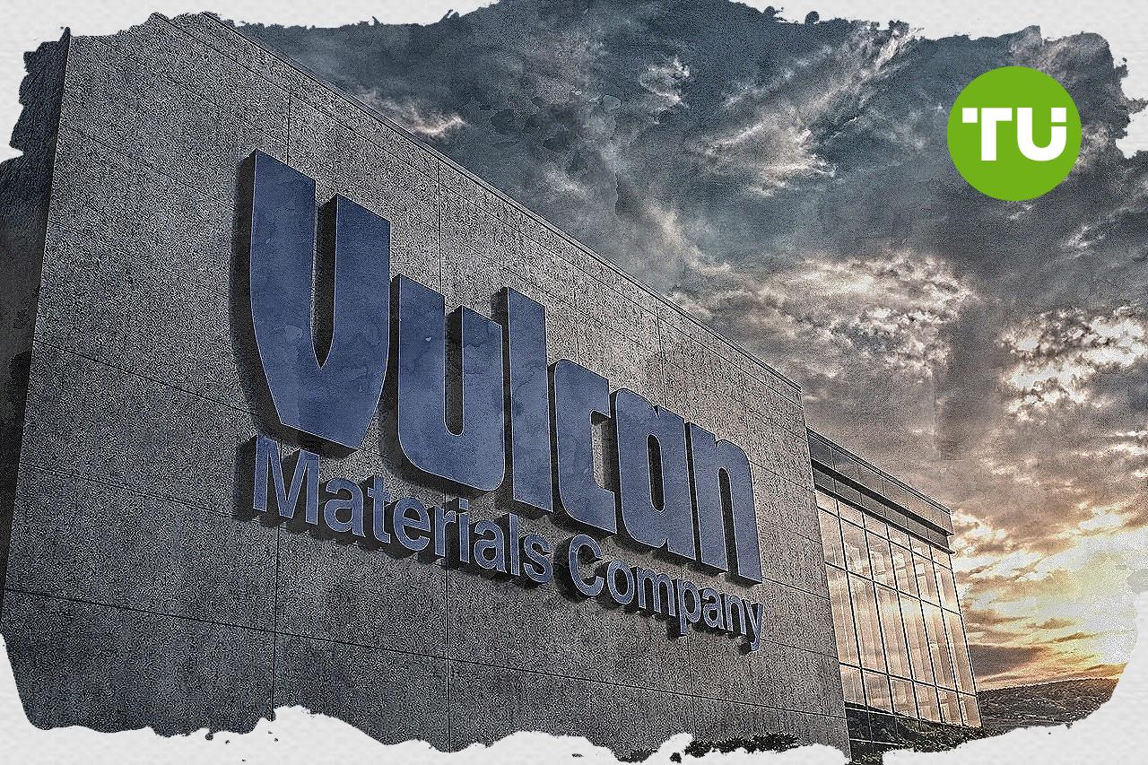 Flat for Vulcan Materials stock as trading remains above long-term average