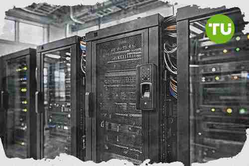 Palantir renews push for enterprise AI control as Karp attacks frontier labs