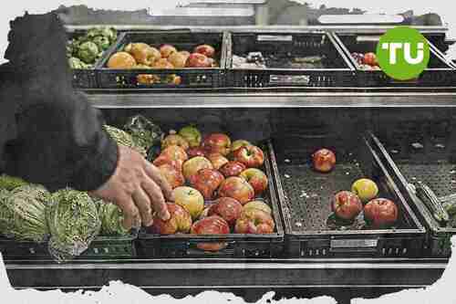 U.S. food inflation keeps pressure on grocery and restaurant spending