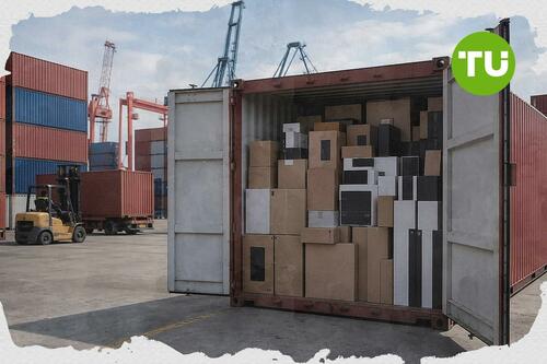 U.S. trade gap widens as July capital goods imports reach record high