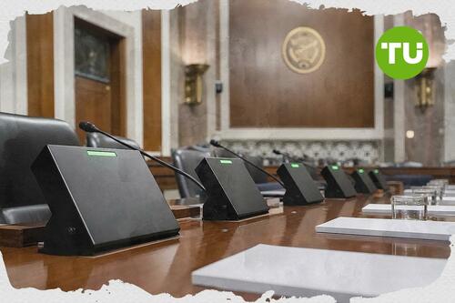 U.S. Senate panel advances CFPB director nominee to full chamber vote