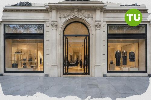 Lusso europeo, RBC taglia le stime e declassa LVMH e Burberry