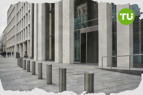 Swiss parliament backs tighter UBS capital rules