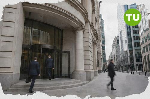 UK shares head for weekly gains as lower oil prices lift banks and miners