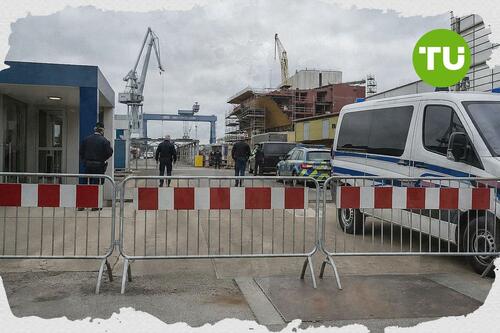 Zoll-Razzien im Schiffsausbau wegen mutmaßlicher Sozialabgaben- und Steuerausfälle