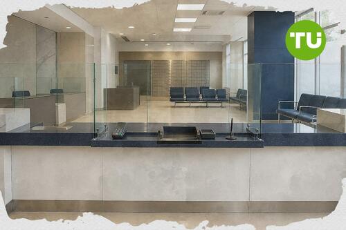 Standard Chartered explores Bangladesh retail banking sale amid strategic shift
