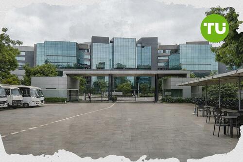 HCLTech misses quarterly revenue estimates as client spending stays cautious
