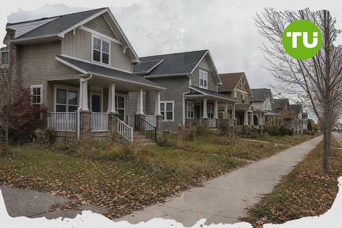U.S. pending home sales fall as mortgage rates pressure housing market