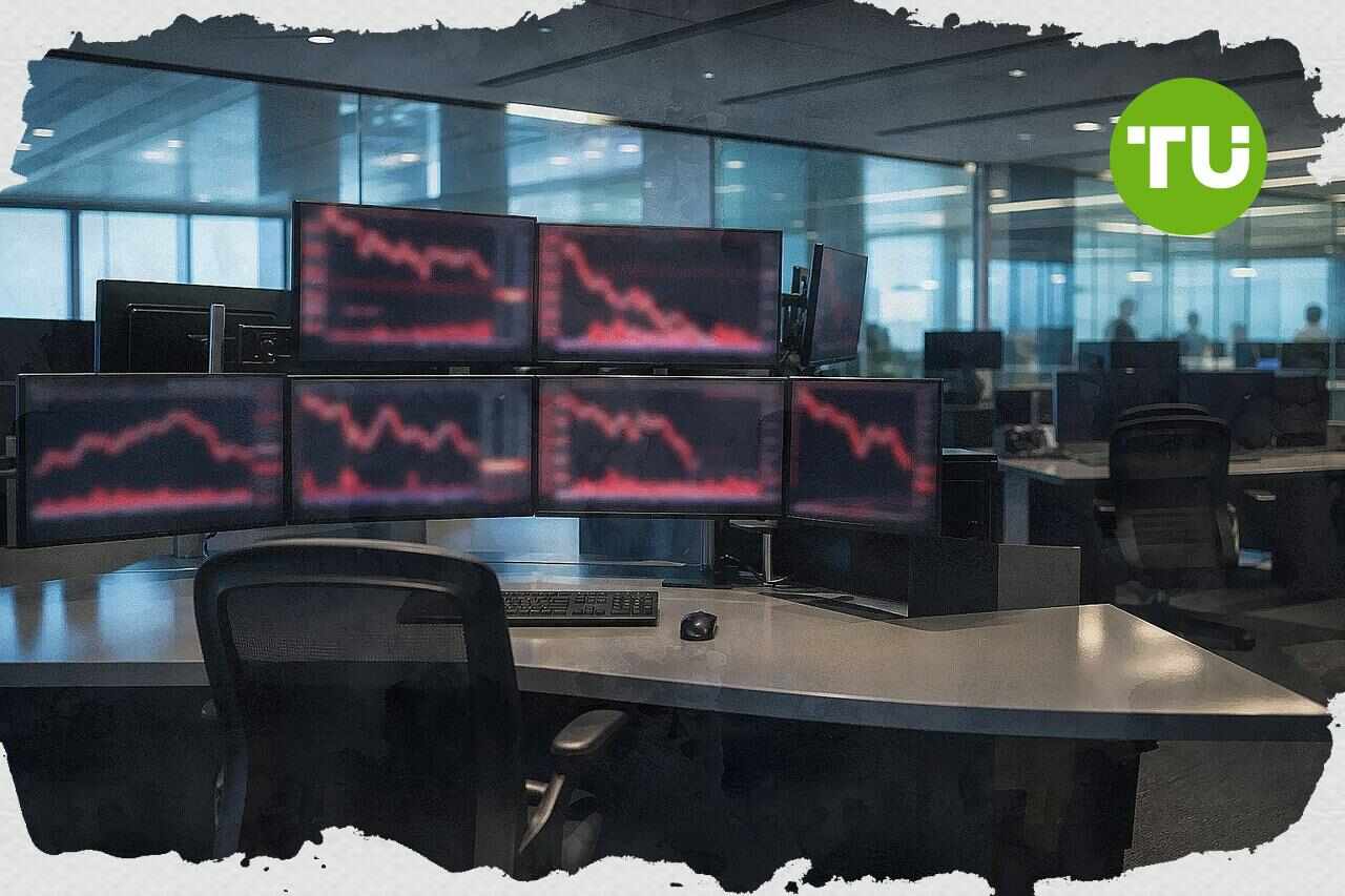 U.S. stock futures hold steady ahead of big bank earnings as chip shares weaken