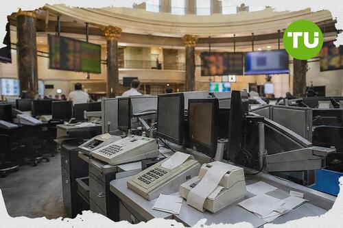 بورصة مصر تتباين صباحاً مع صعود EGX30 قرب 51700 نقطة