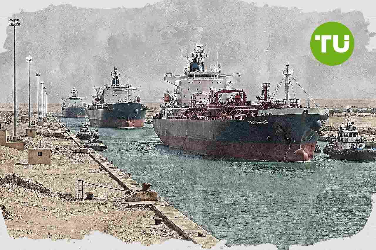 Η διώρυγα του Σουέζ καταγράφει σταδιακή επιστροφή διελεύσεων
