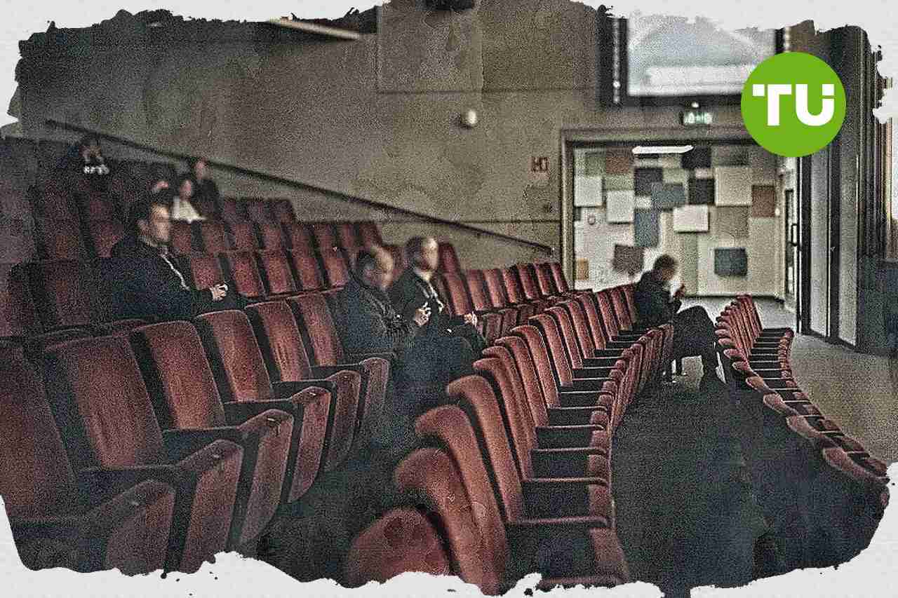 Netflix vetäytyi Warner Bros. Discoveryn ostoaikeista, Paramountin Skydance-tarjous nousee kärkeen