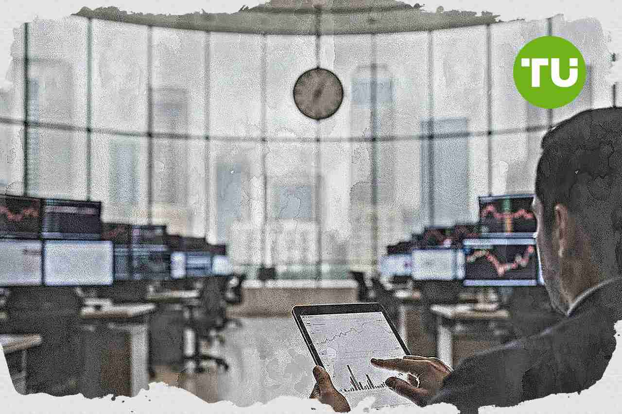 السوق السعودية تاسي يفتتح مرتفعاً بدعم من المواد الأساسية والبنوك والاتصالات