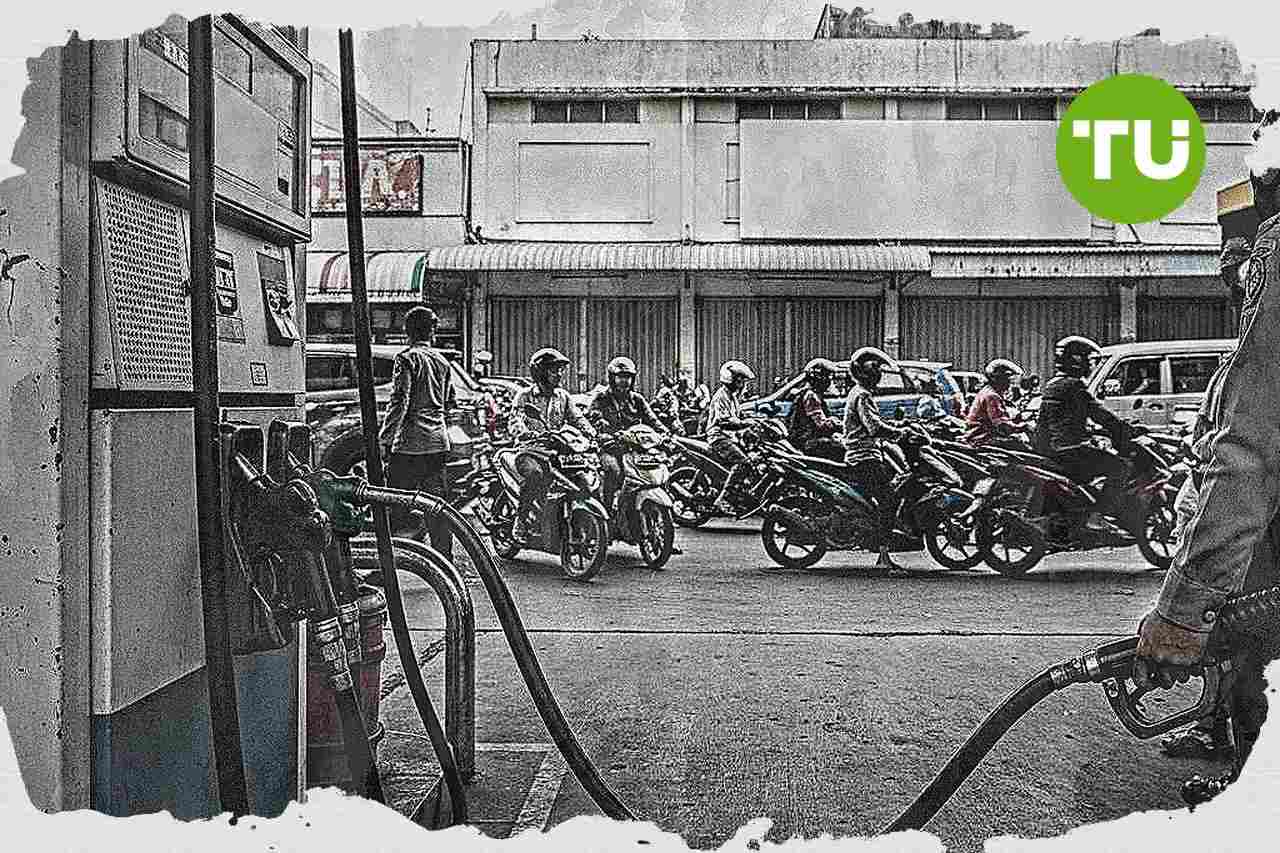 Indonesia pertahankan harga BBM subsidi di tengah lonjakan minyak global