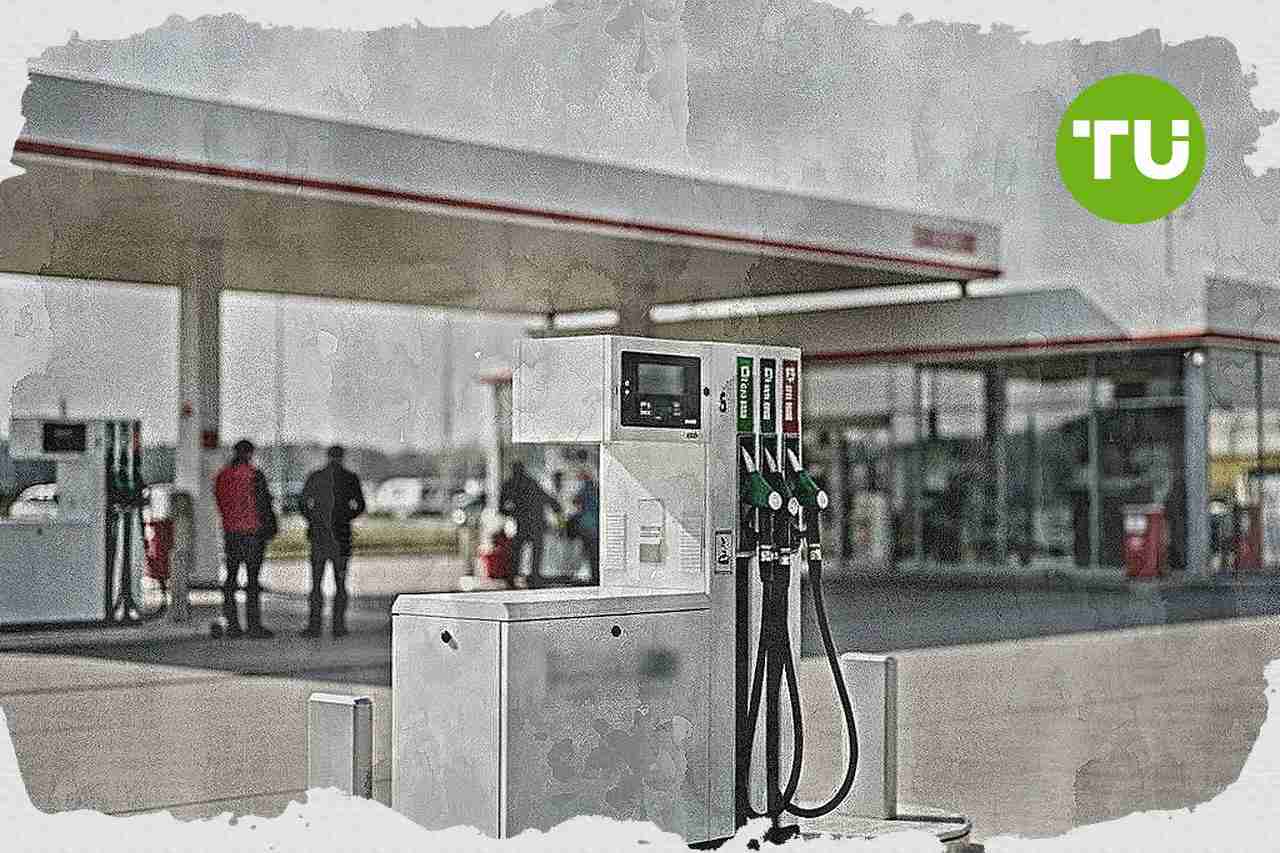Česko zavádí cenový strop na paliva, dopad na pumpy zůstává omezený