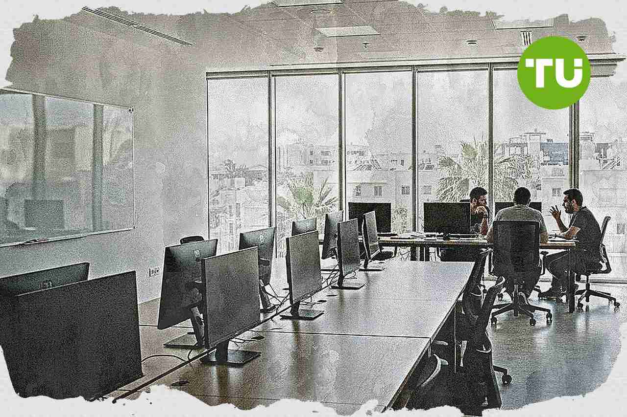 סטארקוויר מצמצמת כוח אדם במסגרת מעבר למוצרים מניבי הכנסות