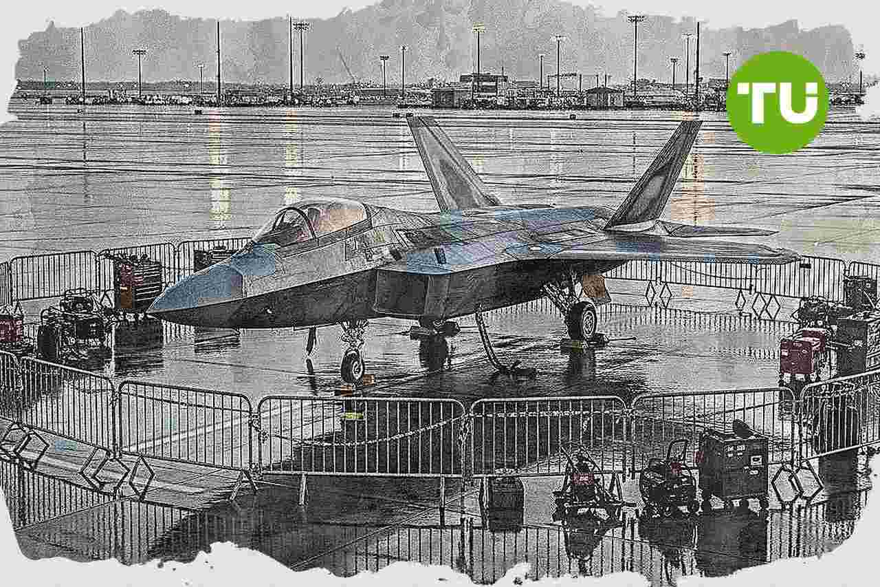 העימות בין U.S. לאיראן מעמיק את הלחץ הפוליטי על טראמפ, אומרת האריס
