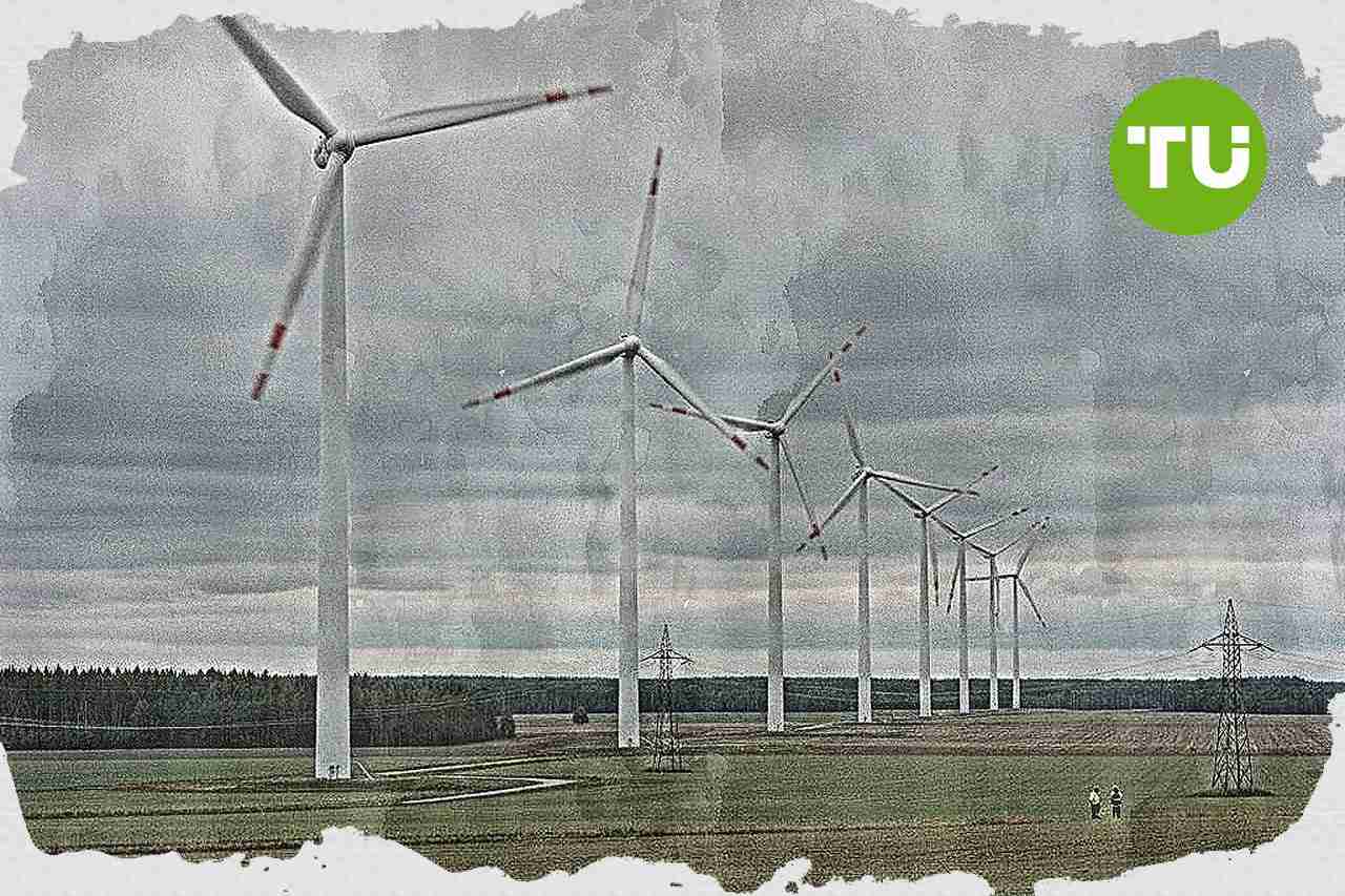 Suomen pörssisähkö painuu miinukselle keskiviikkona tuulivoiman tuotannon kasvaessa