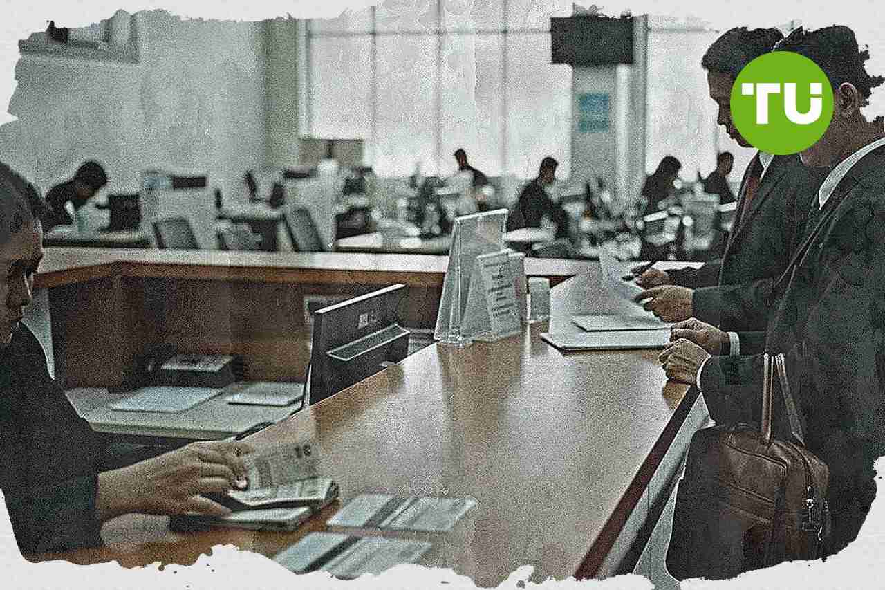 Bank-bank di Indonesia perluas bisnis payroll untuk menekan biaya dana