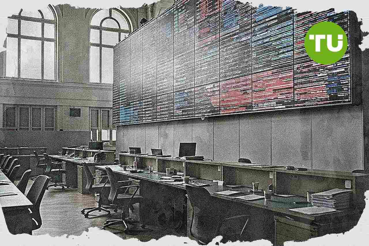 Banco de Grecia destaca la estabilidad política como factor clave para la economía
