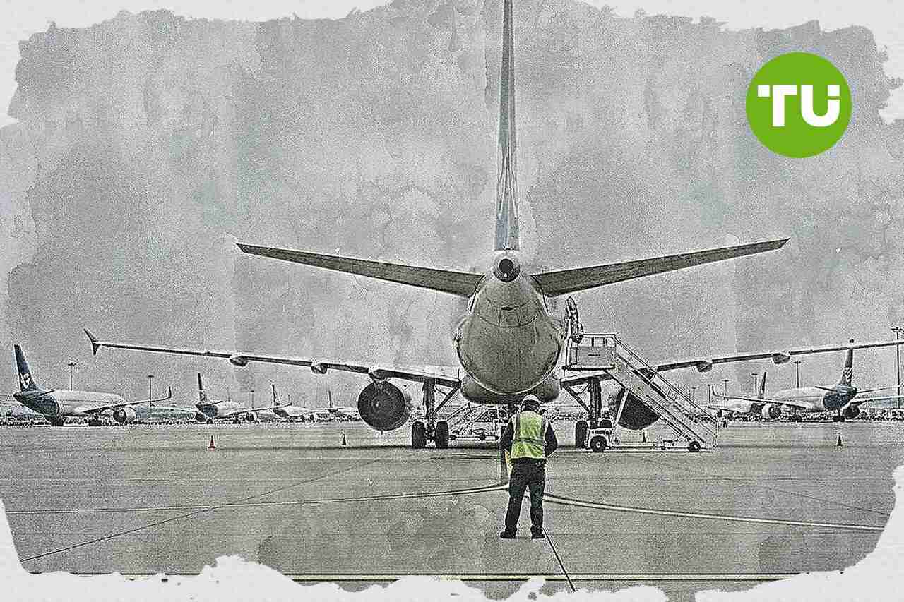 Alaska Air loyalty term loan rated BBB- by Fitch as fuel costs pressure credit outlook
