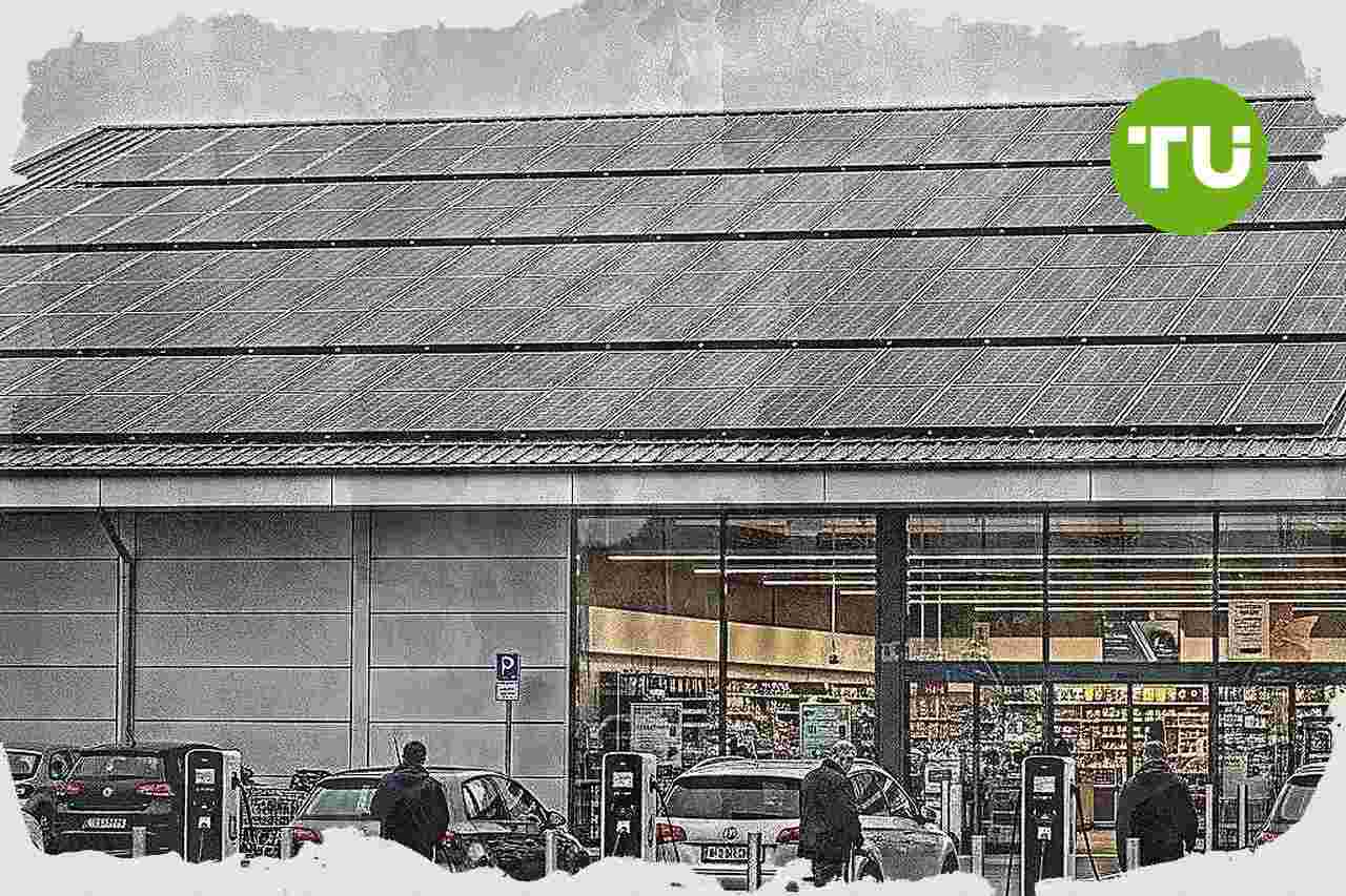 Az ALDI energiamenedzsmenttel és napelemes beruházásokkal csökkenti működési költségeit Magyarországon