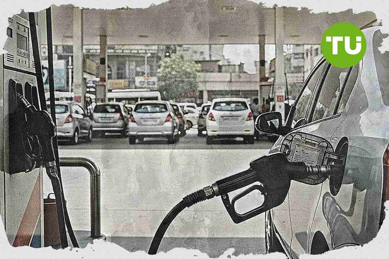भारत में आयातित ईंधन, सोना और खाद्य तेल पर खपत घटाने की अपील