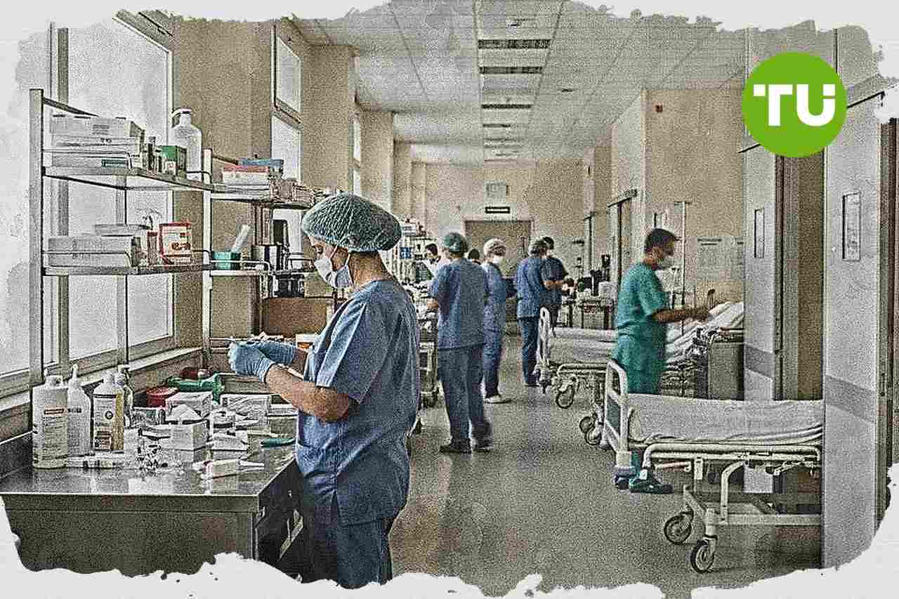 PASOK impulsa mejoras salariales y laborales para el personal de enfermería en Grecia