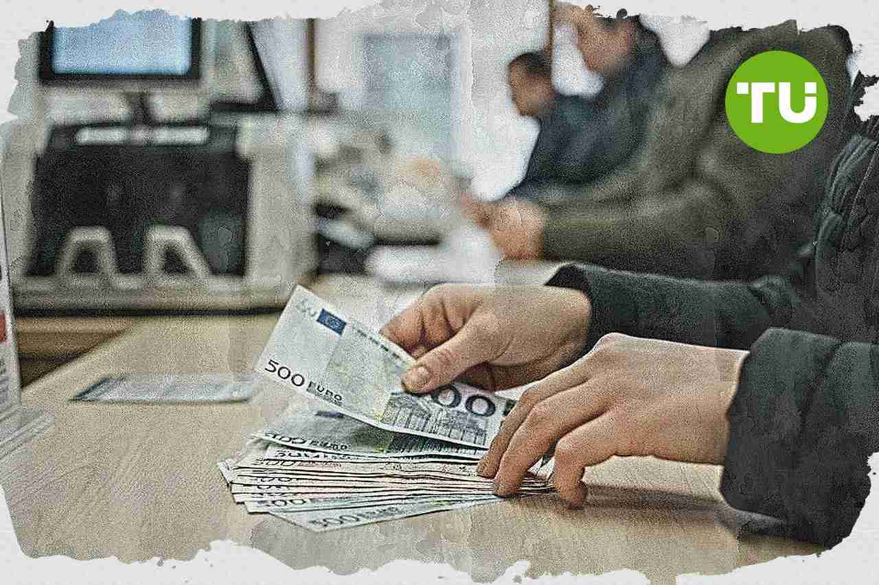 A forint szűk sávban mozog, a piac a devizapiaci irányjelzéseket figyeli