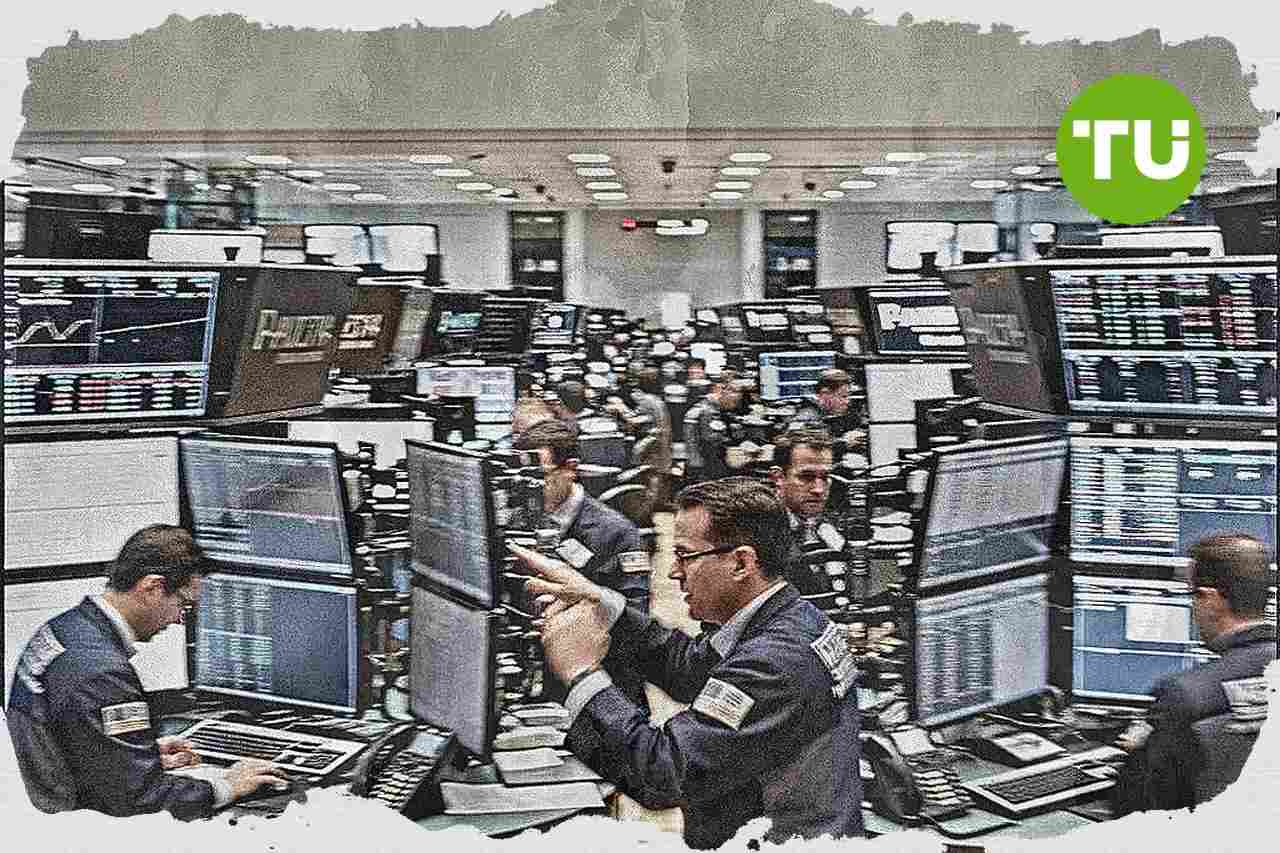 U.S. stock futures slip as yields, oil surge pressure equities