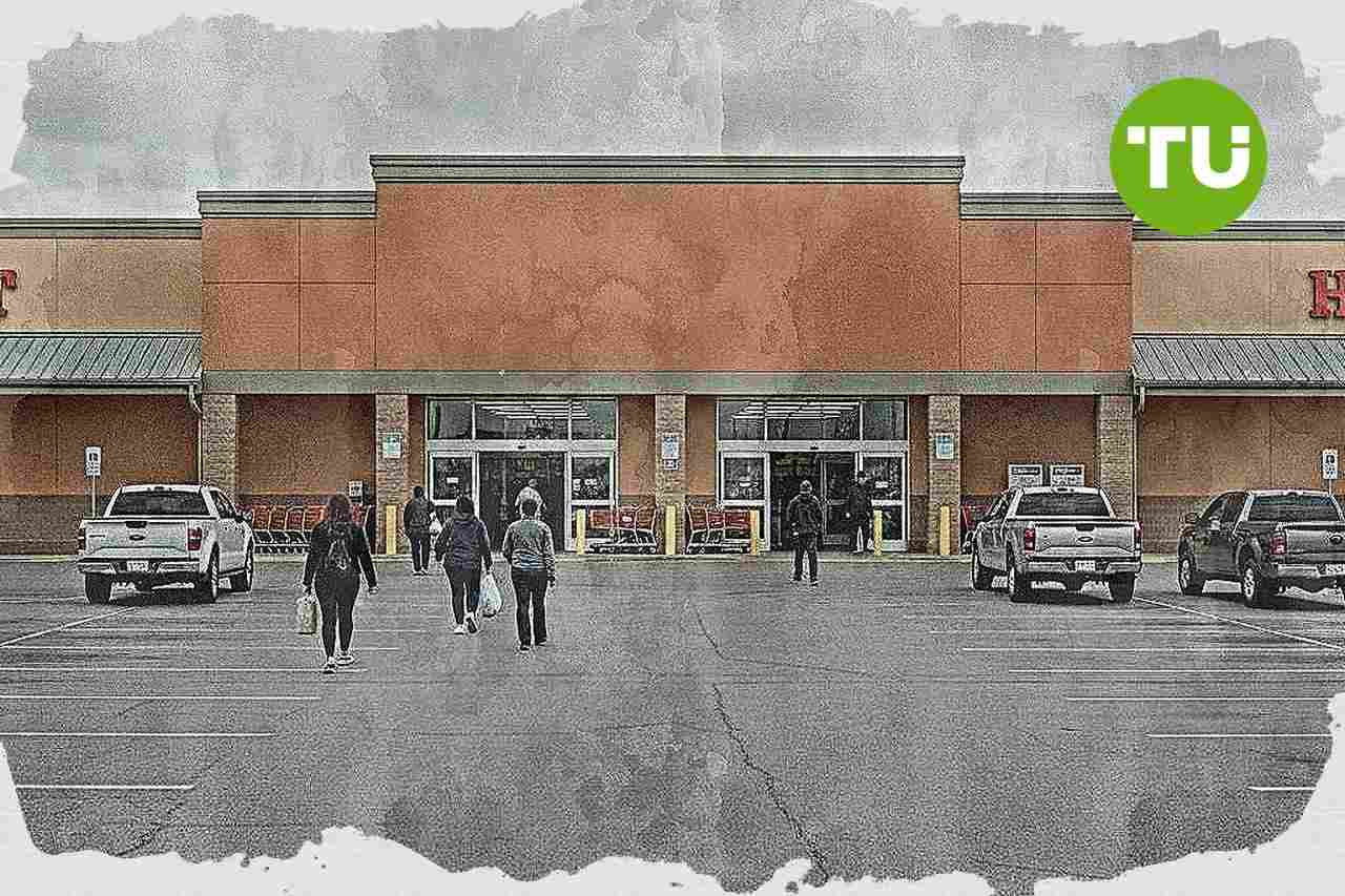 Home Depot seen poised for rebound as housing weakness pressures home improvement retail