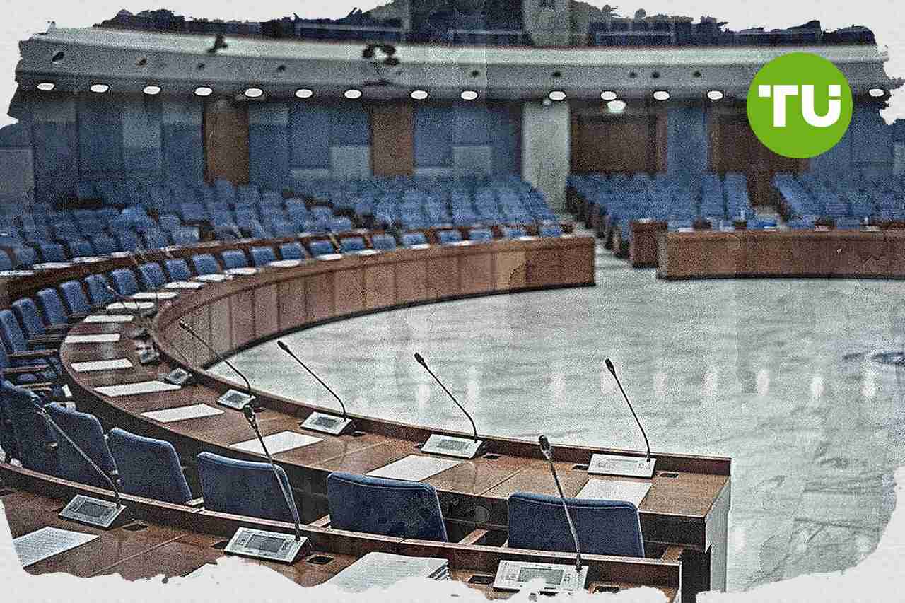 Η Νέα Δημοκρατία χαράσσει εκλογική στρατηγική με έμφαση σε οικονομία και αναποφάσιστους