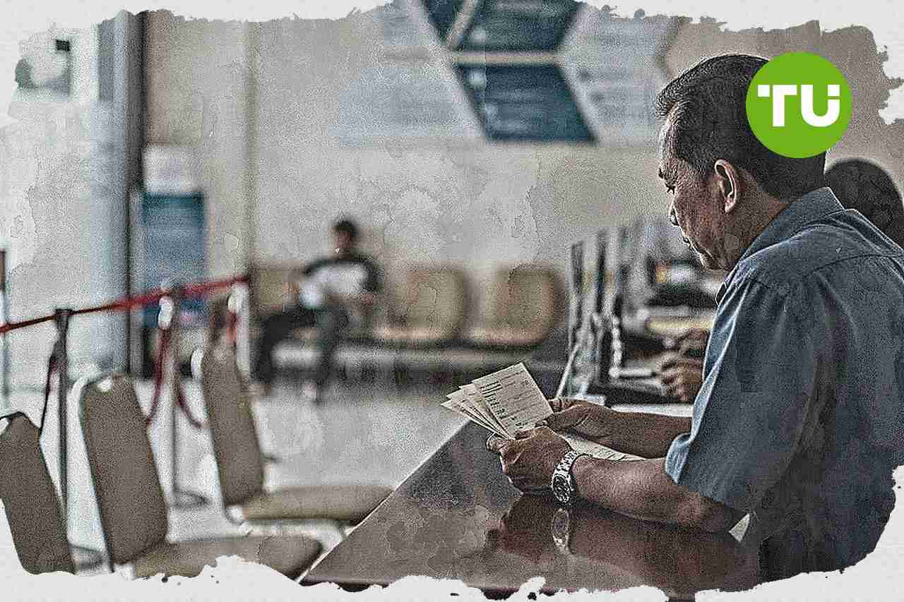 Simpanan kelas menengah bawah di Indonesia melambat seiring tekanan daya beli