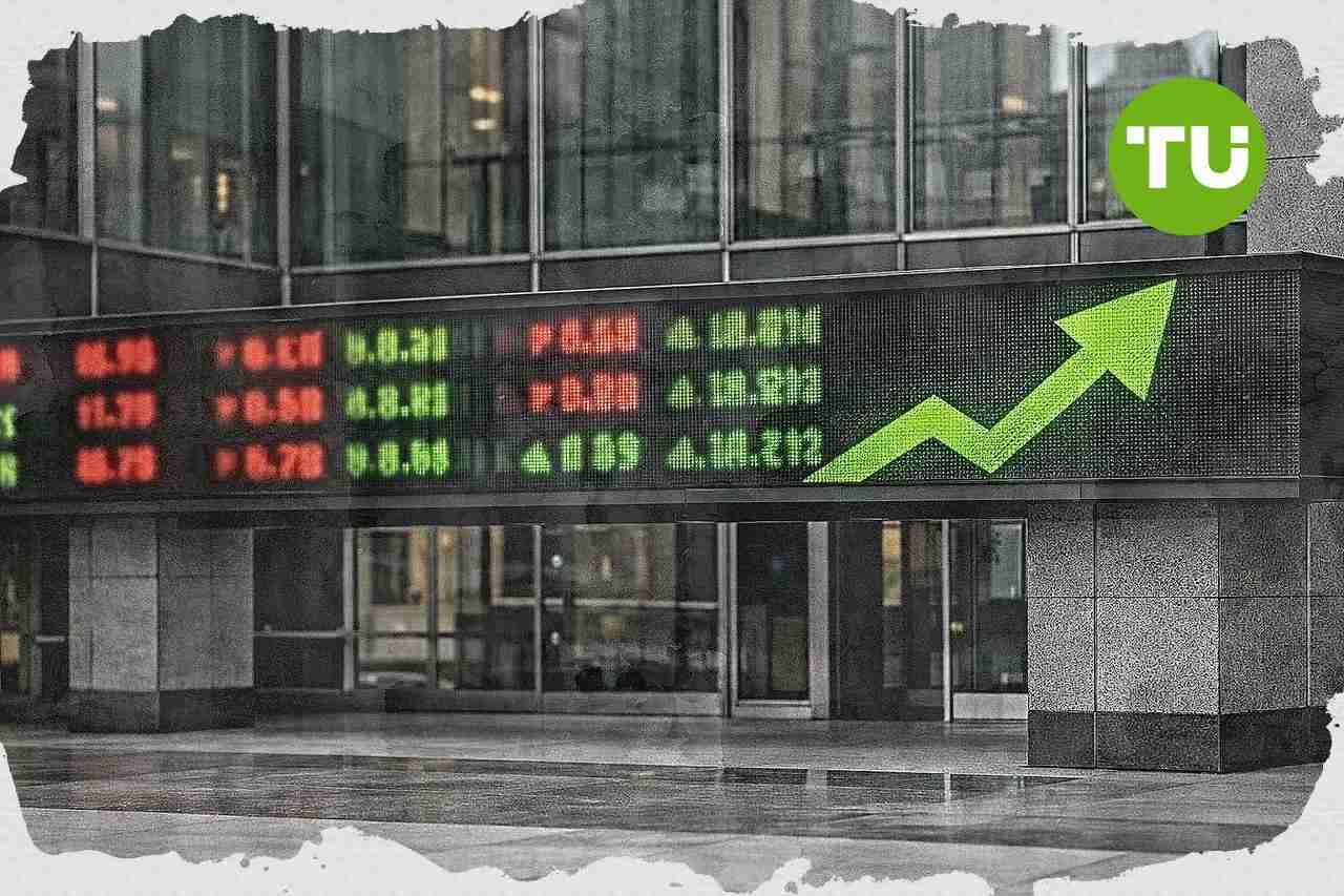 Dell shares jump as AI server sales drive outlook higher