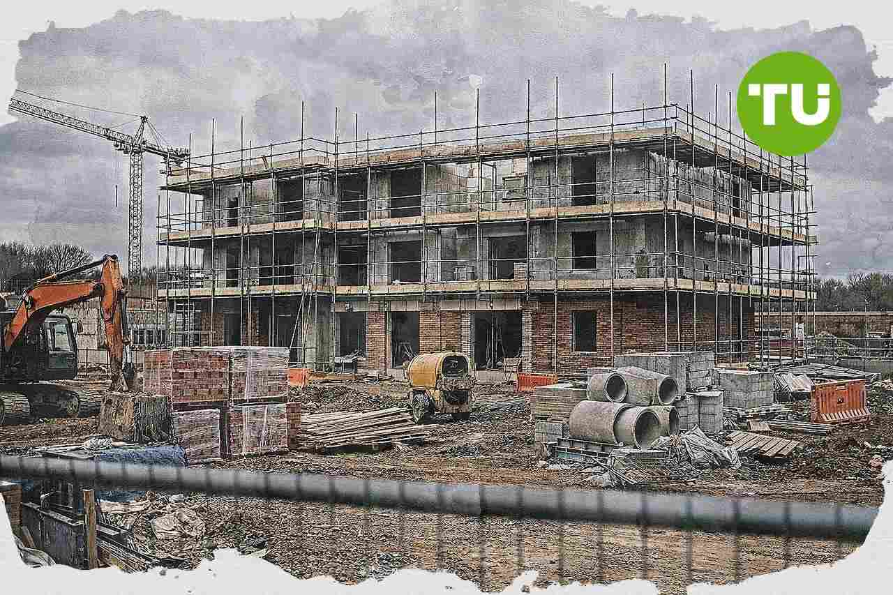 UK construction sector contracts as May PMI hits lowest level since 2020