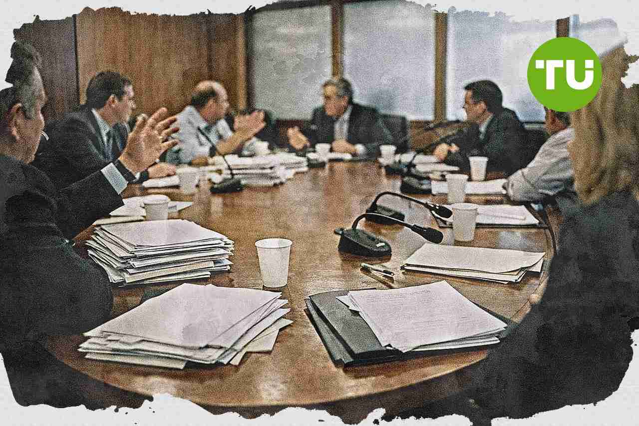 自民党、衆院比例45削減案を今国会で調整、維新連携を優先