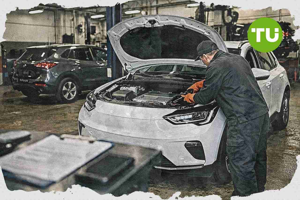 Asuransi Astra kembangkan asuransi kendaraan listrik bertahap di Indonesia