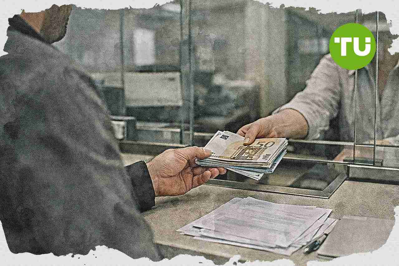 Bancos griegos aplazan pagos a accionistas tras demora del SSM