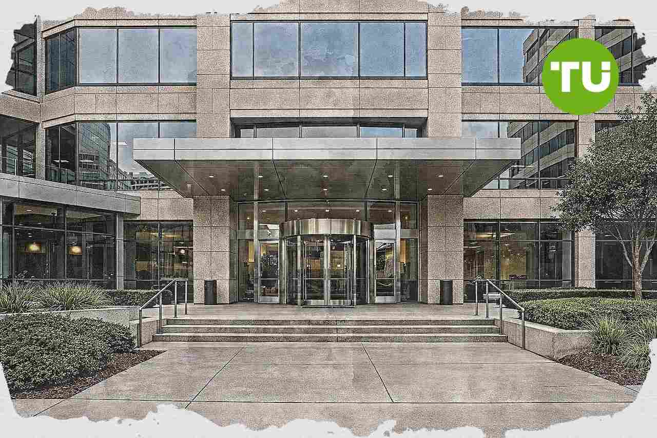 Phoenix American Hospitality giải quyết vụ kiện gian lận của SEC liên quan đến các tuyên bố với nhà đầu tư quỹ khách sạn