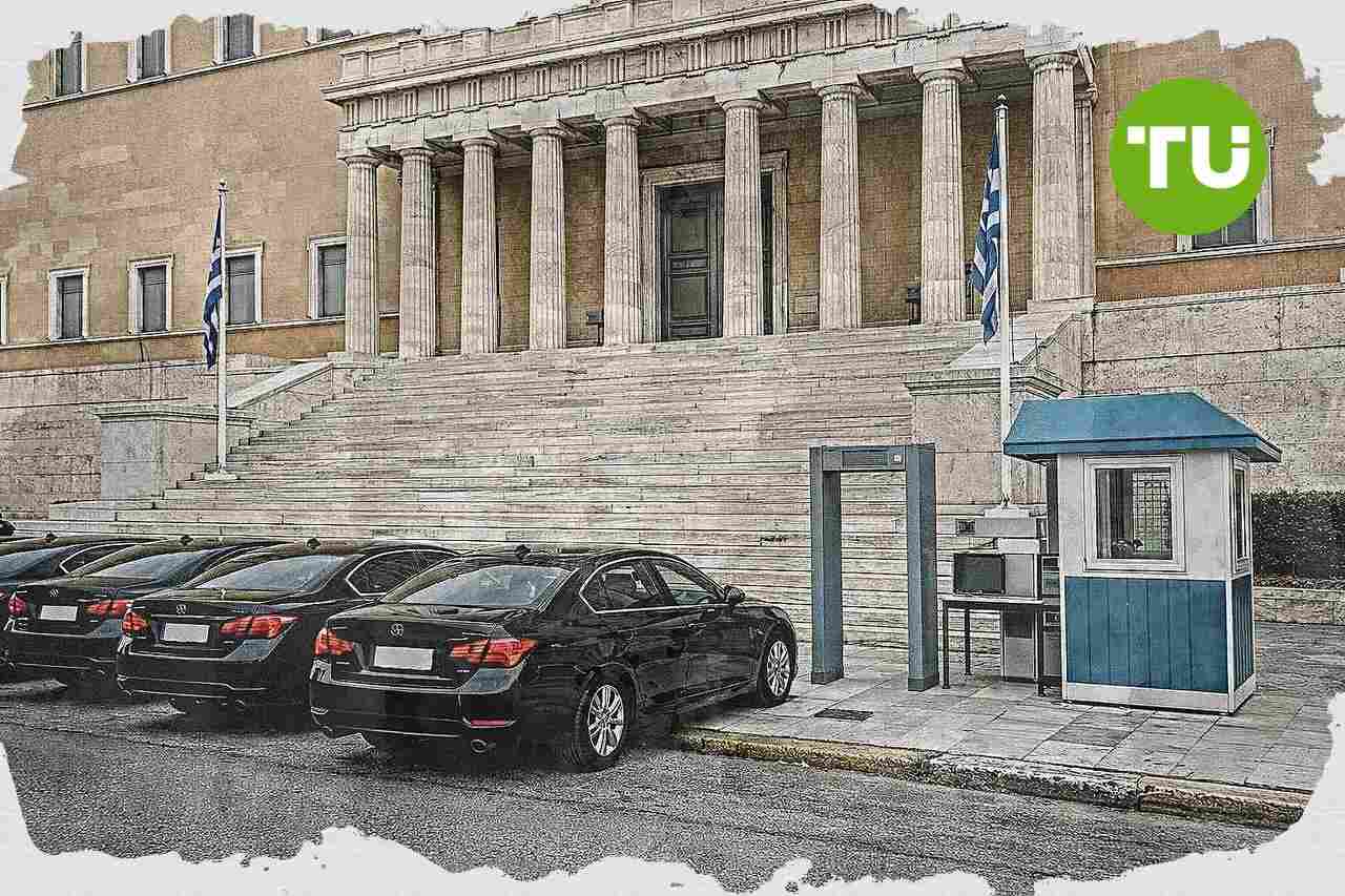 Ελλάδα προχωρά σε κυβερνητικές αλλαγές σε μεταφορές, φορολογική πολιτική και ενέργεια