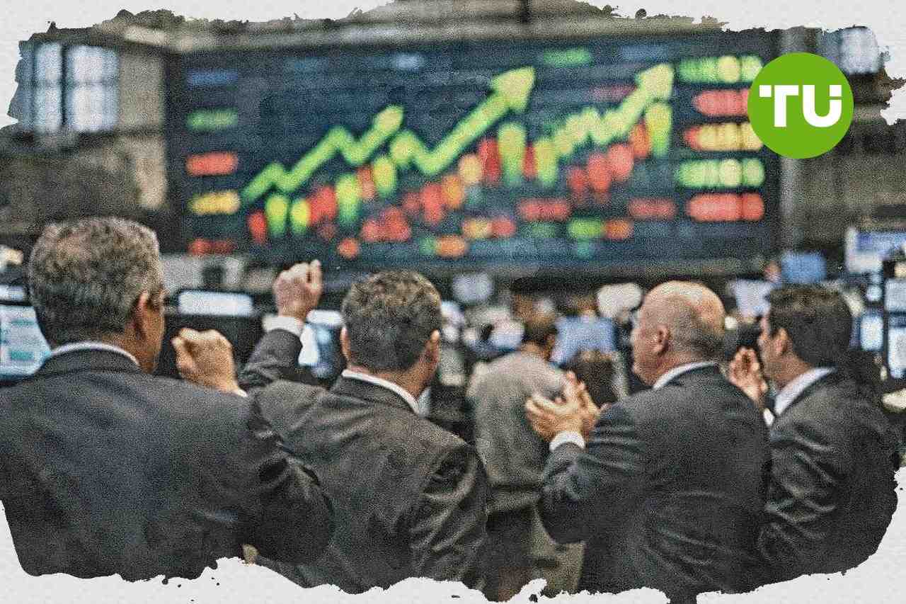 Wall Street stocks point higher as chipmakers rebound, analysts reset targets across tech