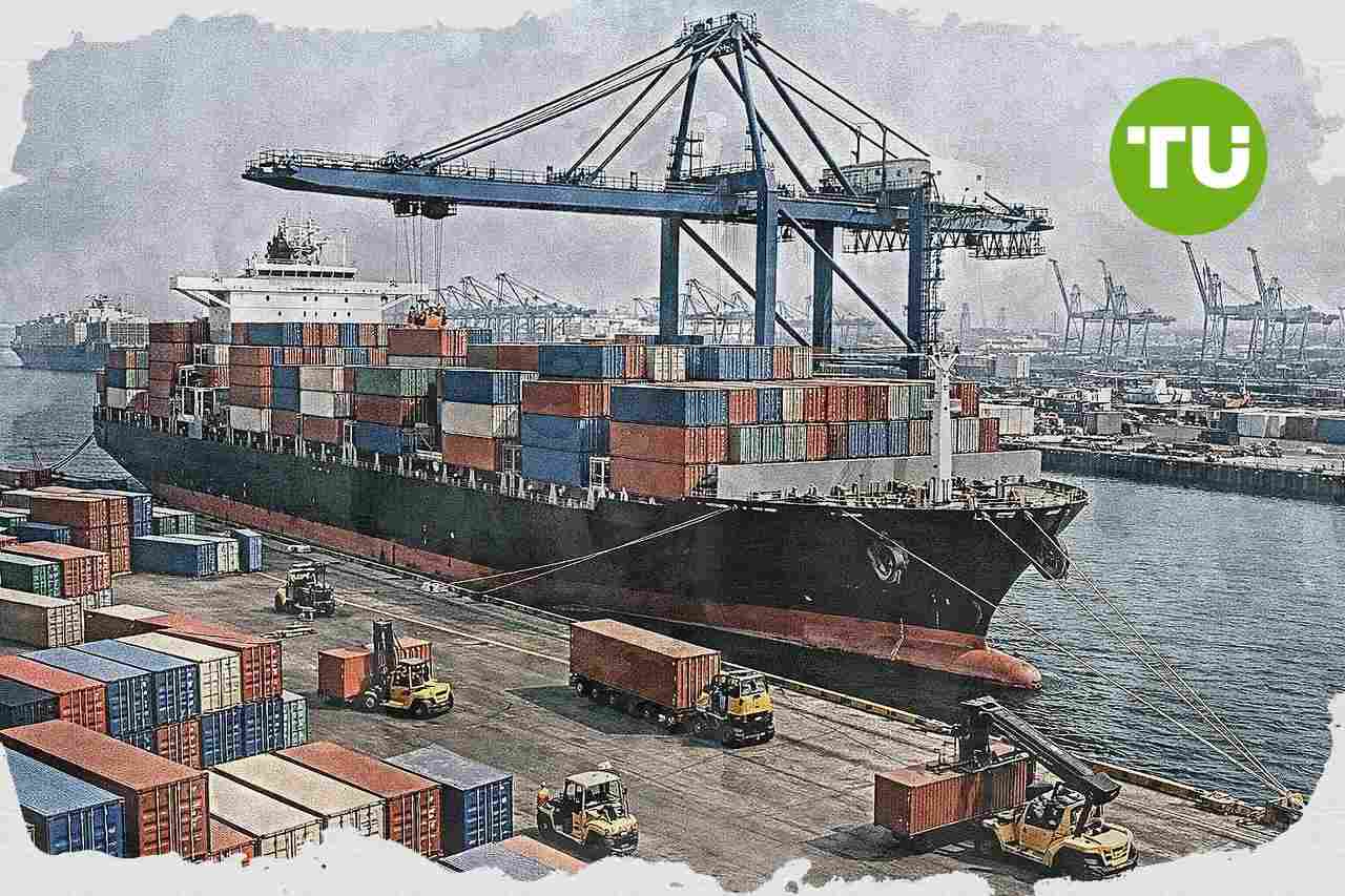 U.S. trade deficit narrows as April exports hit record high